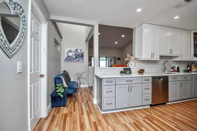 22163 Thomas Terrace, Boca Raton, FL 33433