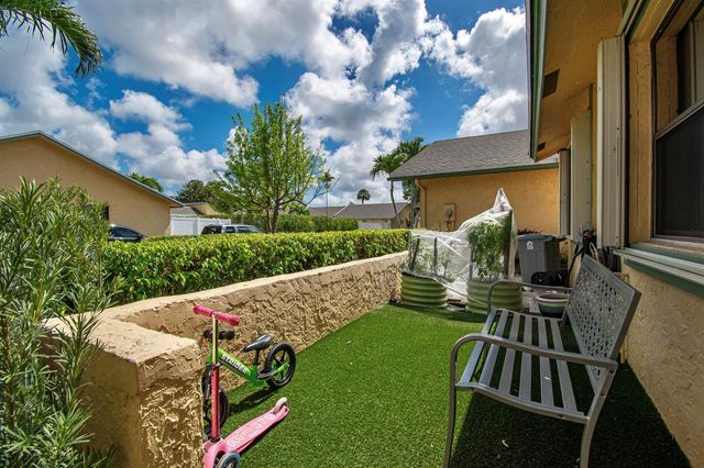 22163 Thomas Terrace, Boca Raton, FL 33433