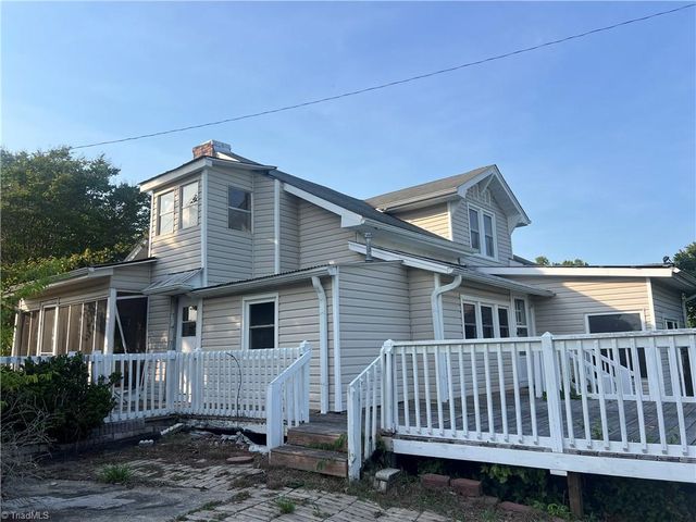 4470 Burton Road, Thomasville, NC 27360