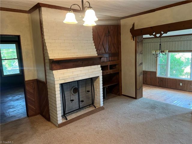 4470 Burton Road, Thomasville, NC 27360
