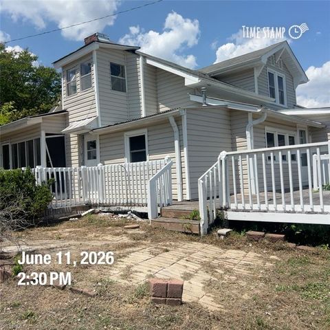 4470 Burton Road, Thomasville, NC 27360