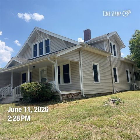 4470 Burton Road, Thomasville, NC 27360