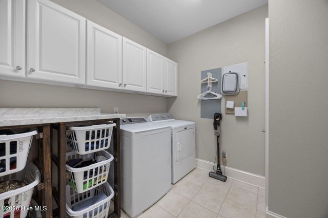 1427 Canter Way, Ayden, NC 28513