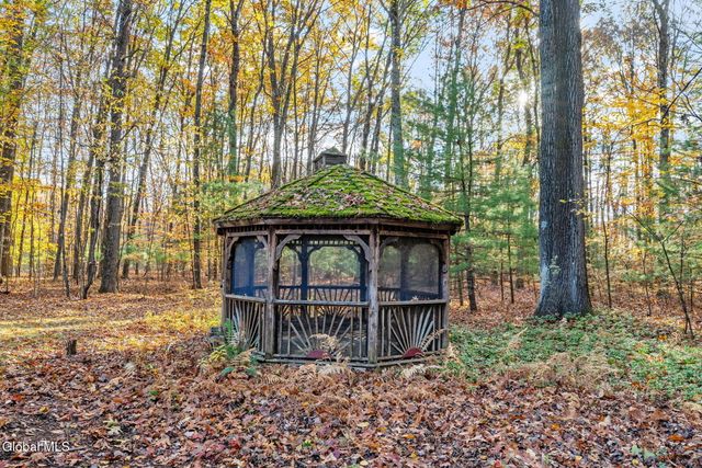 272 Moe Road, Clifton Park, NY 12065