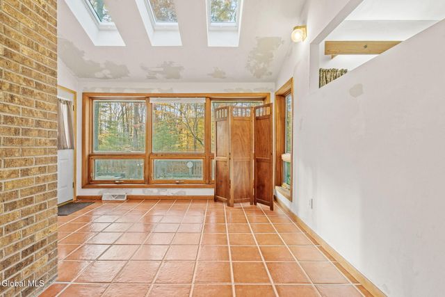 272 Moe Road, Clifton Park, NY 12065