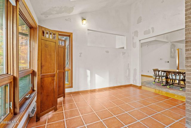 272 Moe Road, Clifton Park, NY 12065