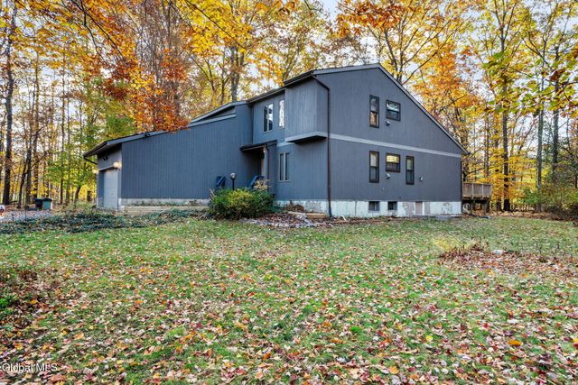 272 Moe Road, Clifton Park, NY 12065