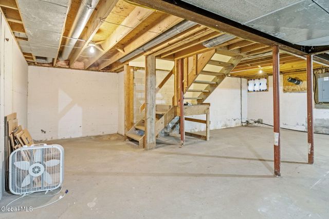 272 Moe Road, Clifton Park, NY 12065