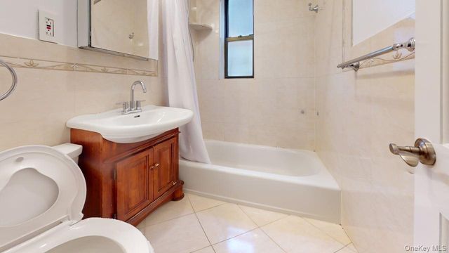 105-15 66TH Road 2F, Forest Hills, NY 11375