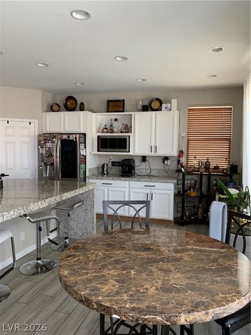 6616 Black Oaks Street, North Las Vegas, NV 89084