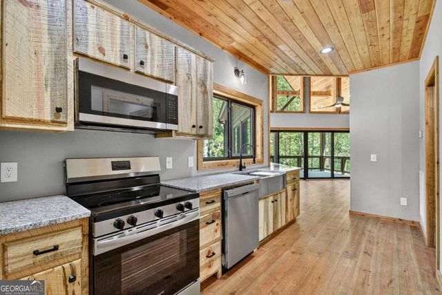 107 Dogwood Hills Way, Morganton, GA 30560