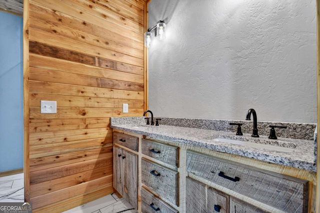 107 Dogwood Hills Way, Morganton, GA 30560
