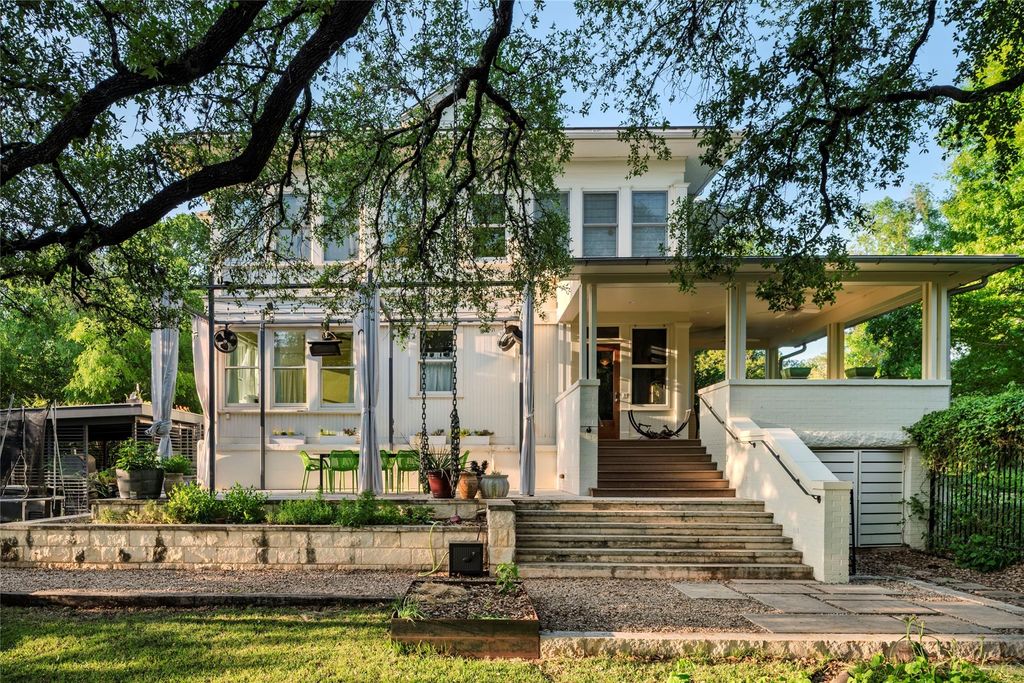 1305 W 22nd ST, Austin, TX 78705