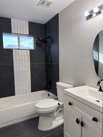 7025 Stone Canyon Court, Mckinney, TX 75072