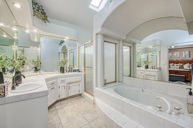 753 Bedford Avenue, Clovis, CA 93611