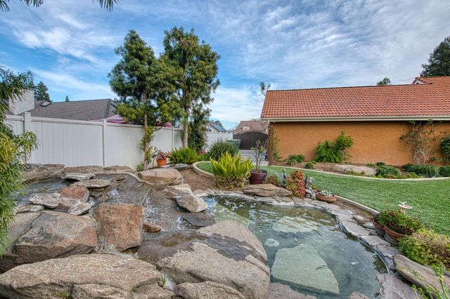 753 Bedford Avenue, Clovis, CA 93611