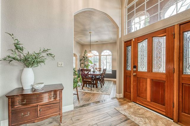 753 Bedford Avenue, Clovis, CA 93611