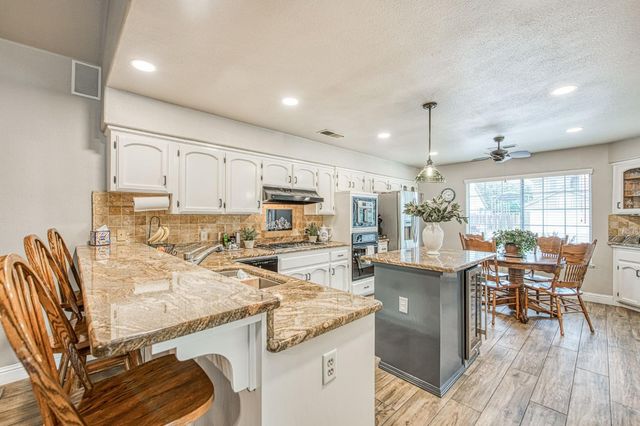 753 Bedford Avenue, Clovis, CA 93611