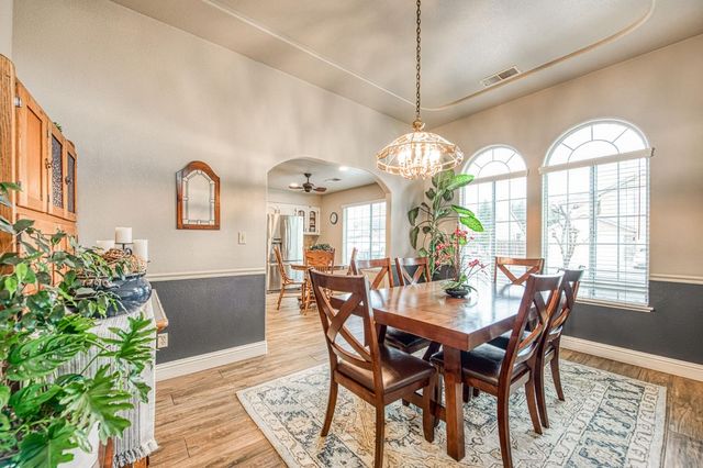 753 Bedford Avenue, Clovis, CA 93611