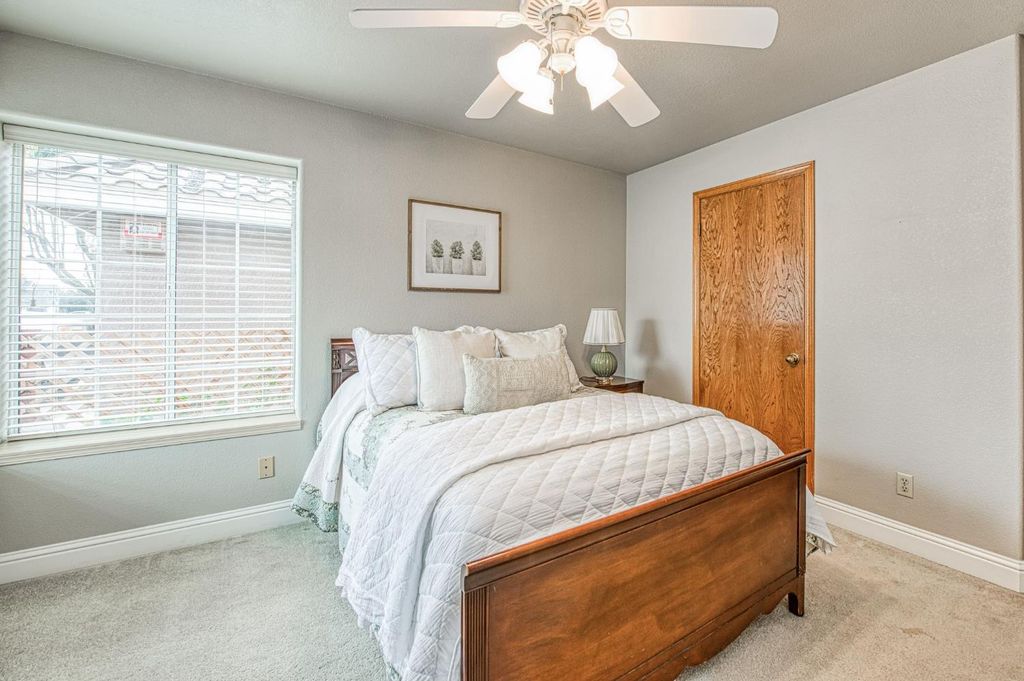 Image 19 of property listing at 753 Bedford Avenue, Clovis, CA 93611