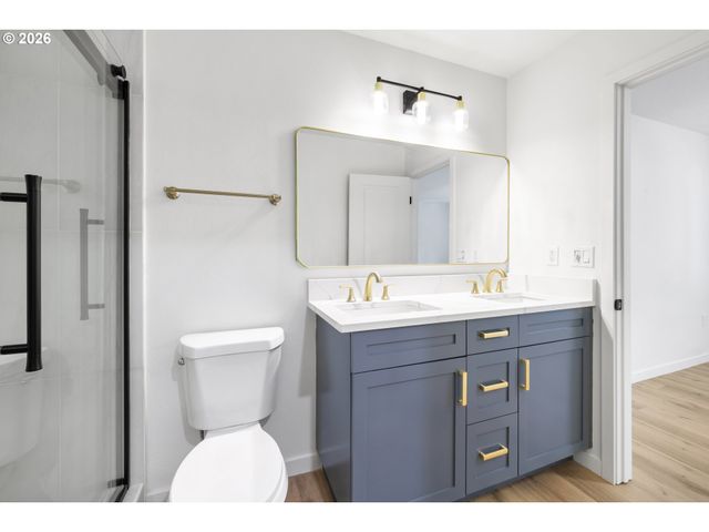 142 Ne 128TH Ave, Portland, OR 97230