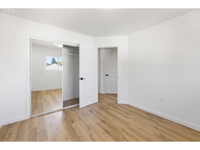 142 Ne 128TH Ave, Portland, OR 97230