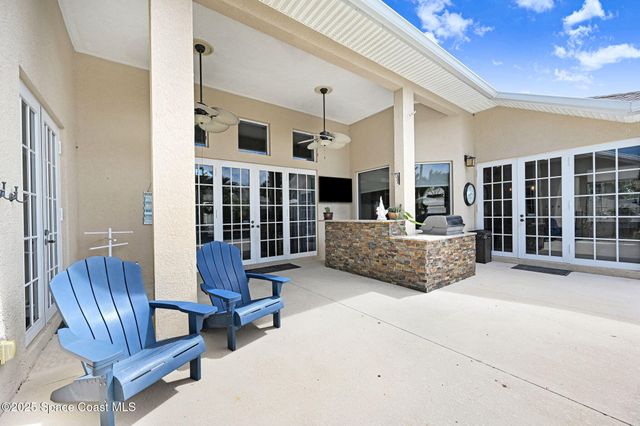 2735 S Courtenay Parkway, Merritt Island, FL 32952