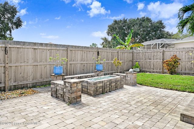 2735 S Courtenay Parkway, Merritt Island, FL 32952