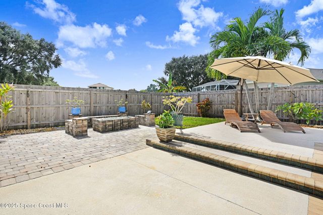 2735 S Courtenay Parkway, Merritt Island, FL 32952