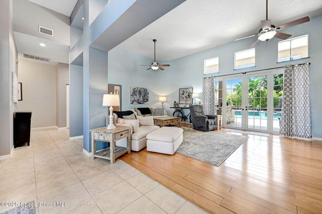 2735 S Courtenay Parkway, Merritt Island, FL 32952