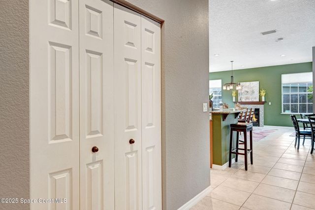 2735 S Courtenay Parkway, Merritt Island, FL 32952