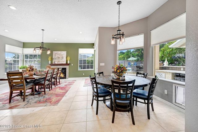 2735 S Courtenay Parkway, Merritt Island, FL 32952