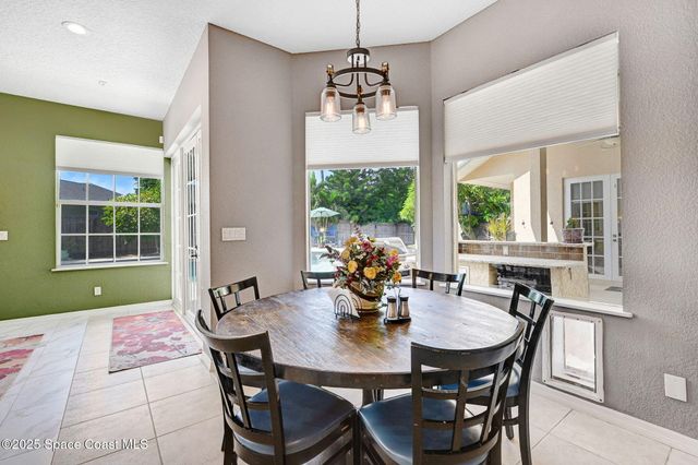 2735 S Courtenay Parkway, Merritt Island, FL 32952