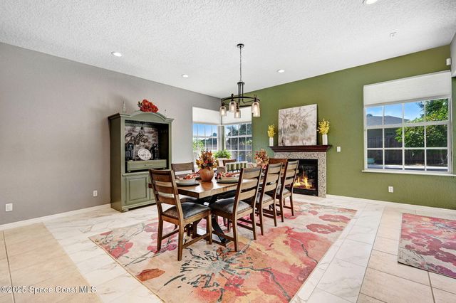 2735 S Courtenay Parkway, Merritt Island, FL 32952