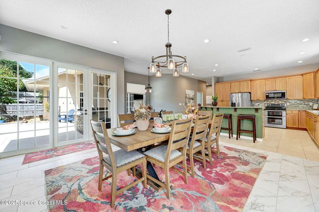 2735 S Courtenay Parkway, Merritt Island, FL 32952