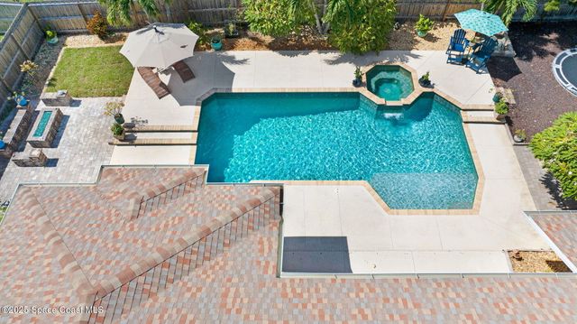 2735 S Courtenay Parkway, Merritt Island, FL 32952