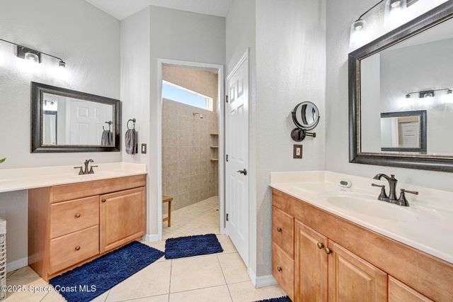 2735 S Courtenay Parkway, Merritt Island, FL 32952