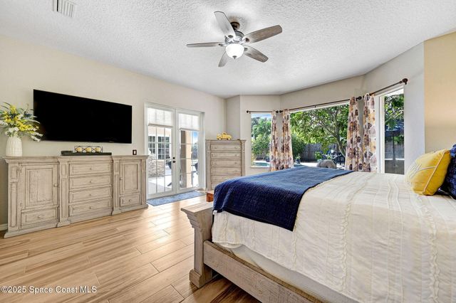 2735 S Courtenay Parkway, Merritt Island, FL 32952