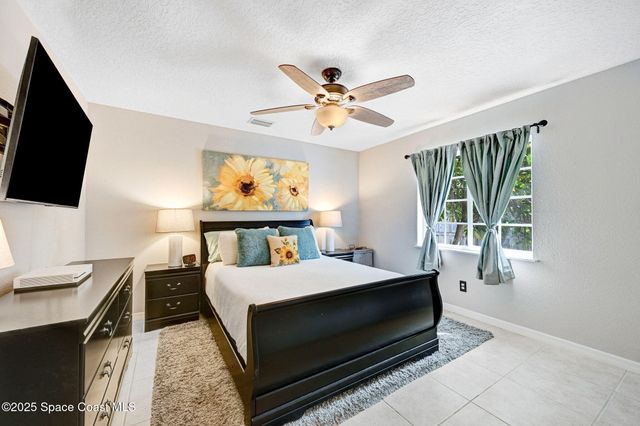 2735 S Courtenay Parkway, Merritt Island, FL 32952