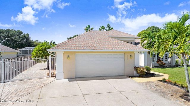2735 S Courtenay Parkway, Merritt Island, FL 32952