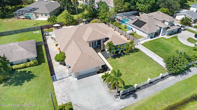 2735 S Courtenay Parkway, Merritt Island, FL 32952