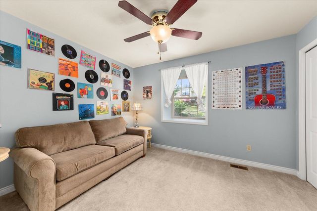 8008 E Gunning Dr, Spokane, WA 99212