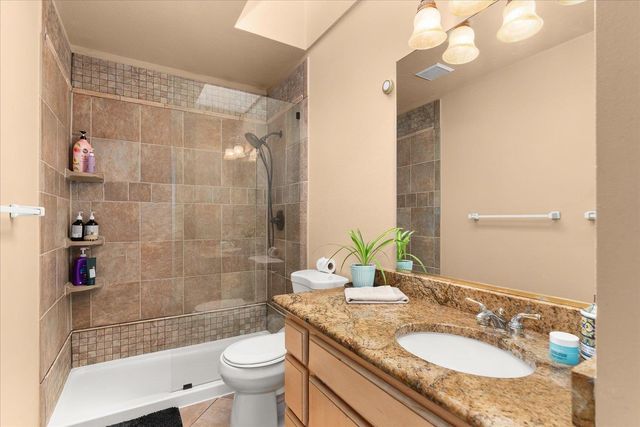 8008 E Gunning Dr, Spokane, WA 99212