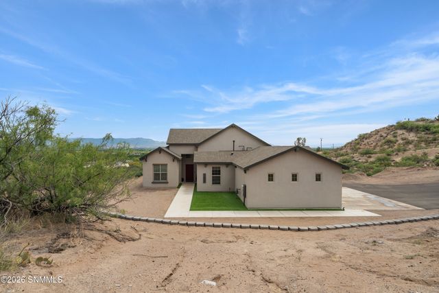 7005 Raasaf Drive, Las Cruces, NM 88005