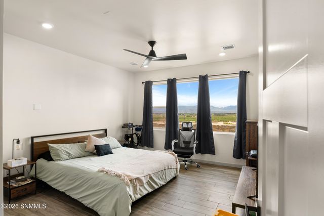 7005 Raasaf Drive, Las Cruces, NM 88005