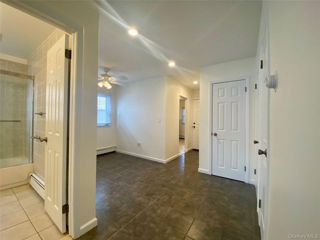 430 E Chester Street main, Long Beach, NY 11561