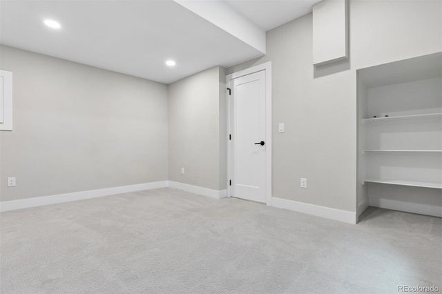 2147 S Bellaire Street, Denver, CO 80222
