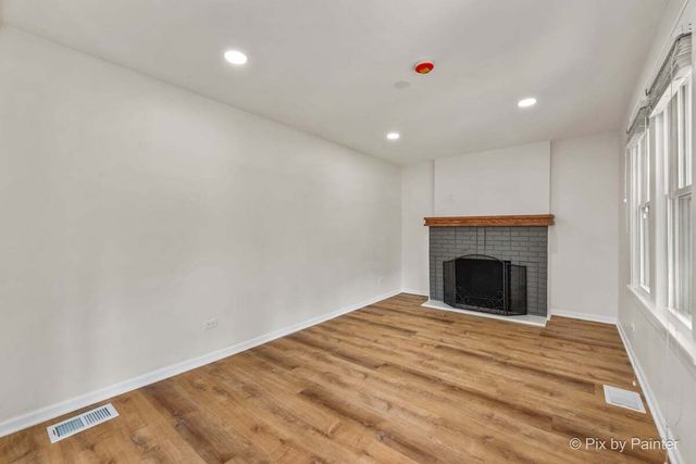 4524 Cross Street, Downers Grove, IL 60515