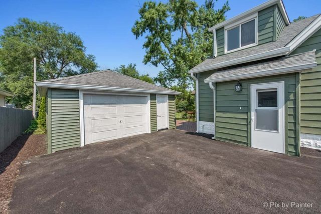 4524 Cross Street, Downers Grove, IL 60515