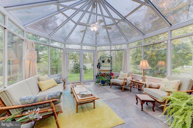 2 FANNING WAY, Pennington, NJ 08534